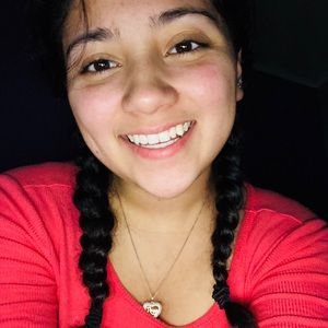 Meet your Posher, Nathalie